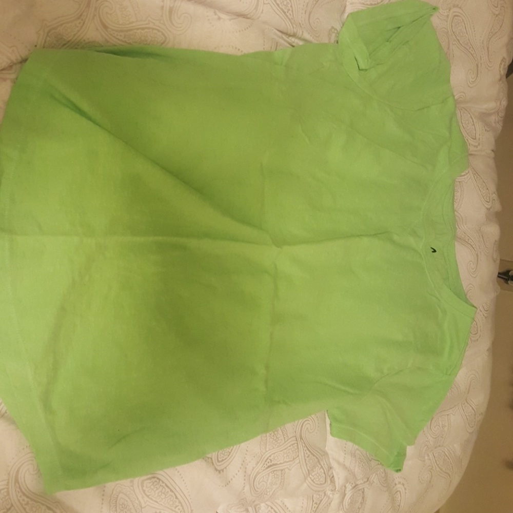 Hanes tee